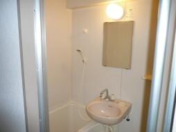 物件内観写真9　(バス／シャワールーム等)