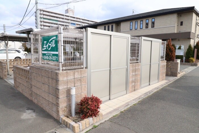 物件外観写真4　(建物設備)