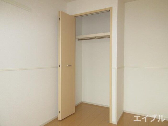 物件内観写真15　(収納)