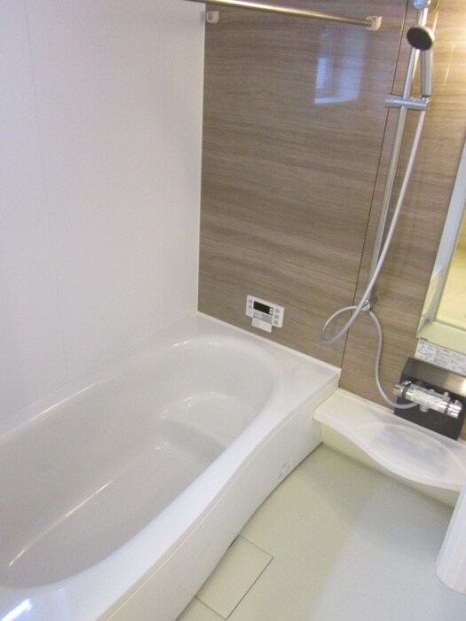 物件内観写真8　(バス／シャワールーム等)