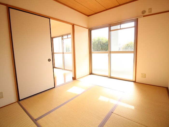 物件内観写真9　(居室)