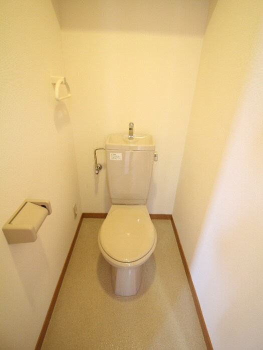 物件内観写真13　(トイレ)