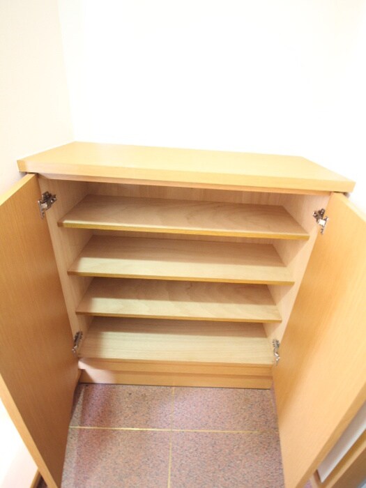 物件内観写真18　(靴箱)