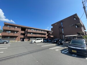 Polonia　Matsubara　A棟外観写真