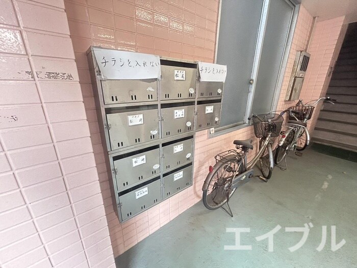 物件外観写真4　(建物設備)