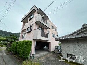 山下アパート外観写真