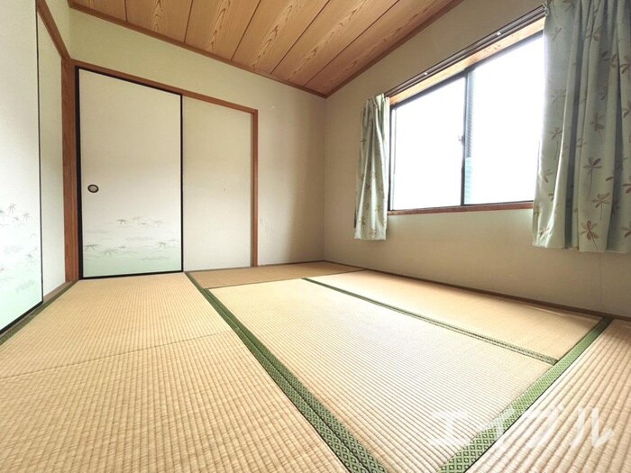 物件内観写真8　(居室)