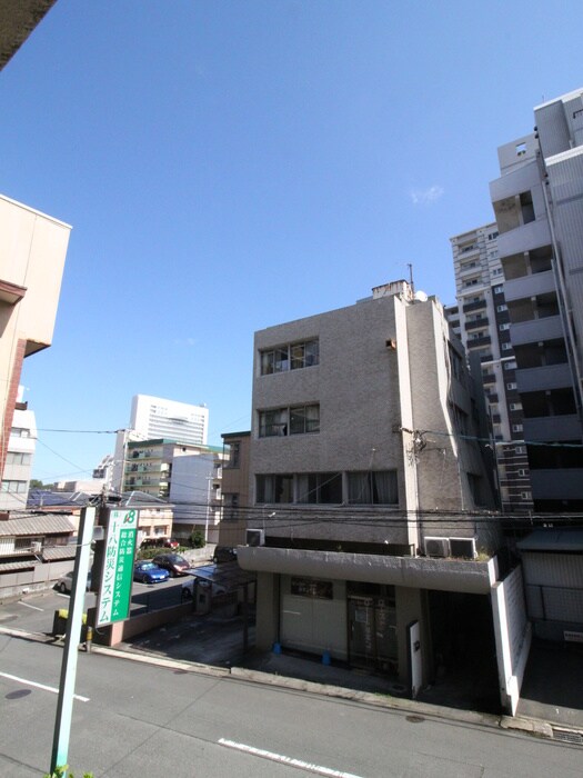 物件内観写真14　(室内からの展望)