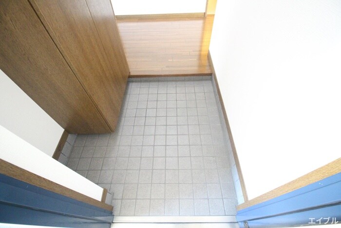 物件内観写真15　(玄関)