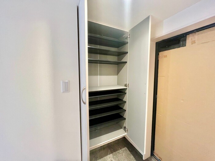 物件内観写真16　(靴箱)