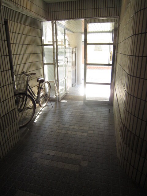 ＪＧＭ大手門２の物件外観写真