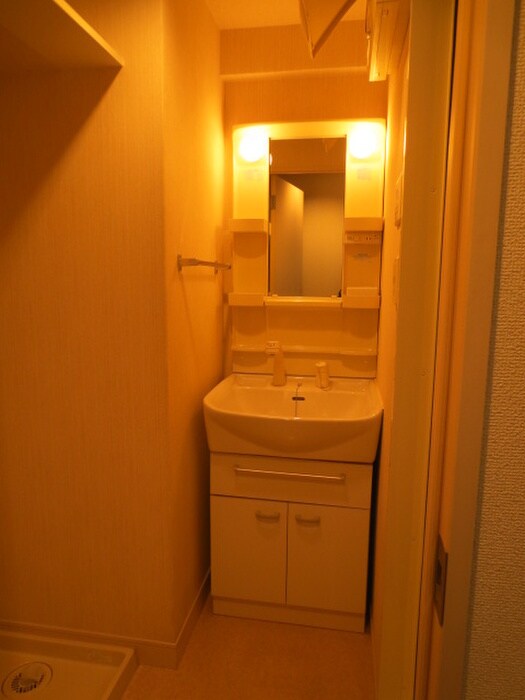 物件内観写真7　(洗面)