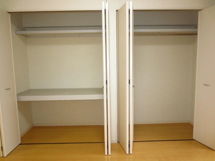 物件内観写真10　(収納)