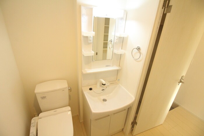 物件内観写真12　(洗面)