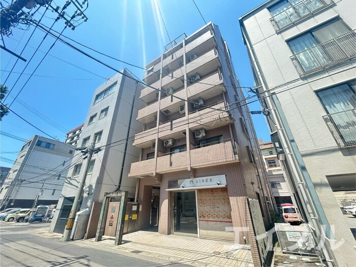 日宝エミール西千石の物件外観写真