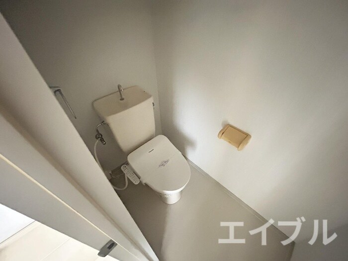 物件内観写真14　(トイレ)