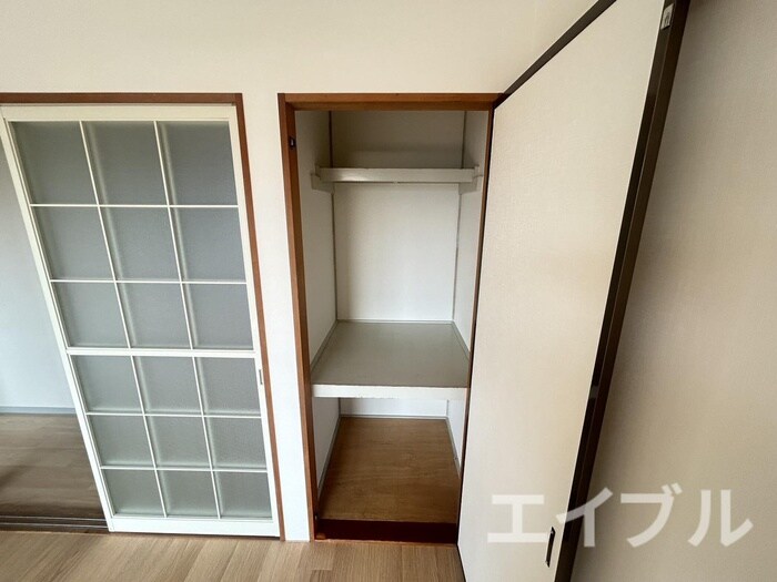 物件内観写真16　(収納)