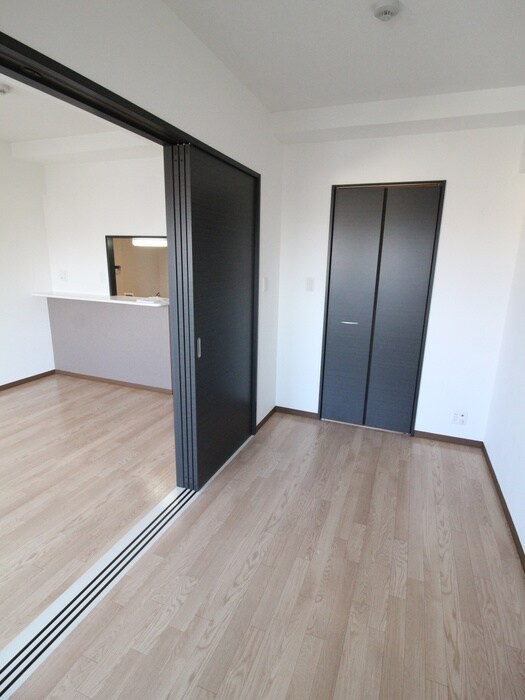 物件内観写真18　(居室)