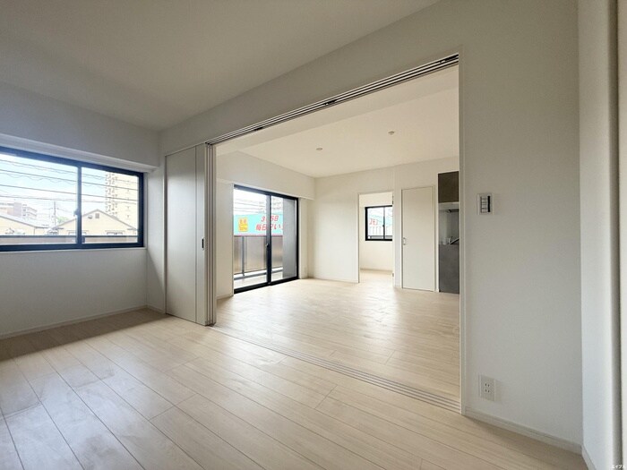 物件内観写真5　(居室)