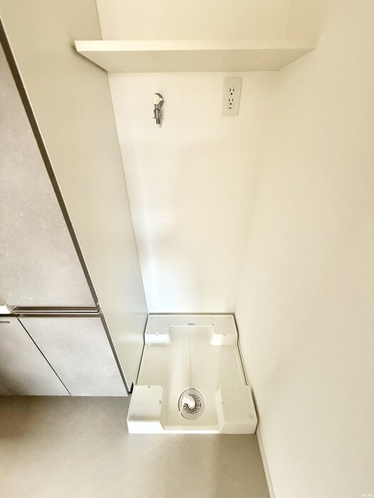 物件内観写真11　(洗濯機置場)