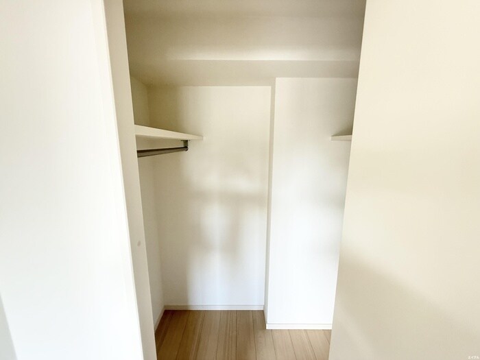物件内観写真13　(収納)