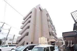 ゴールドマンションまつや外観写真