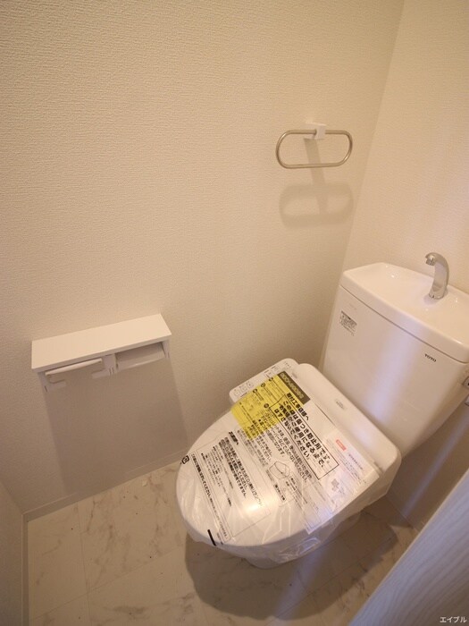 物件内観写真8　(トイレ)