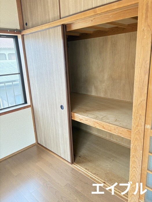物件内観写真18　(収納)