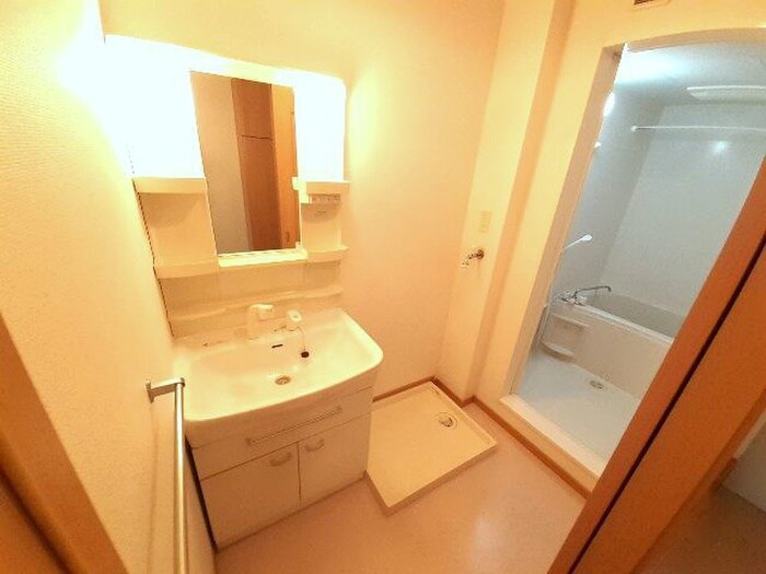 物件内観写真11　(洗面)