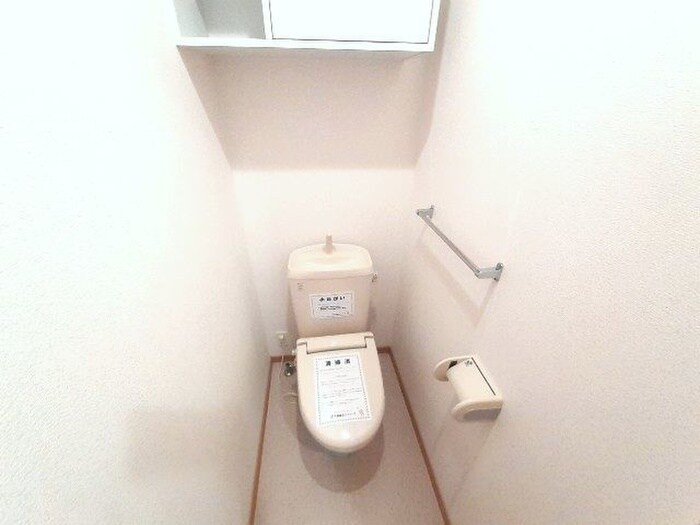 物件内観写真12　(トイレ)