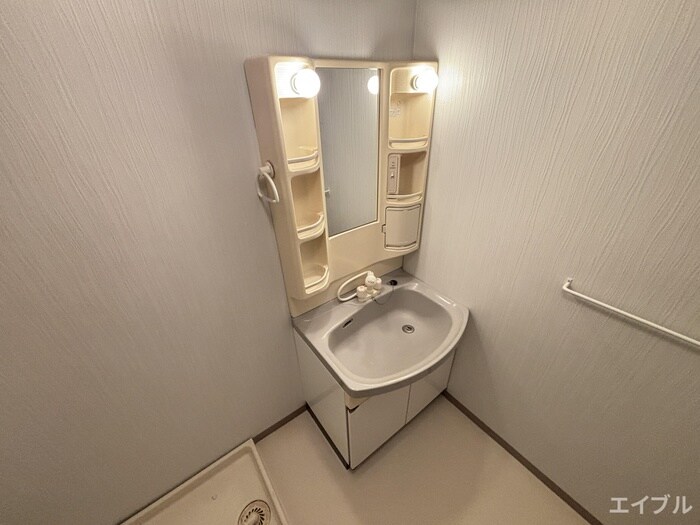 物件内観写真11　(洗面)