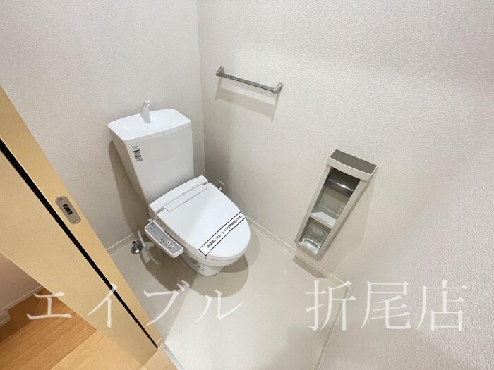 物件内観写真8　(トイレ)