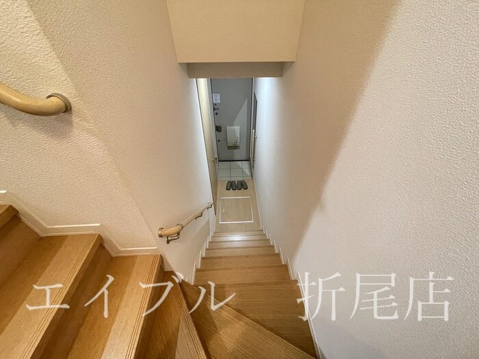 物件内観写真12　(玄関)