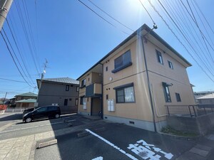 サンズコ－トＤ棟外観写真