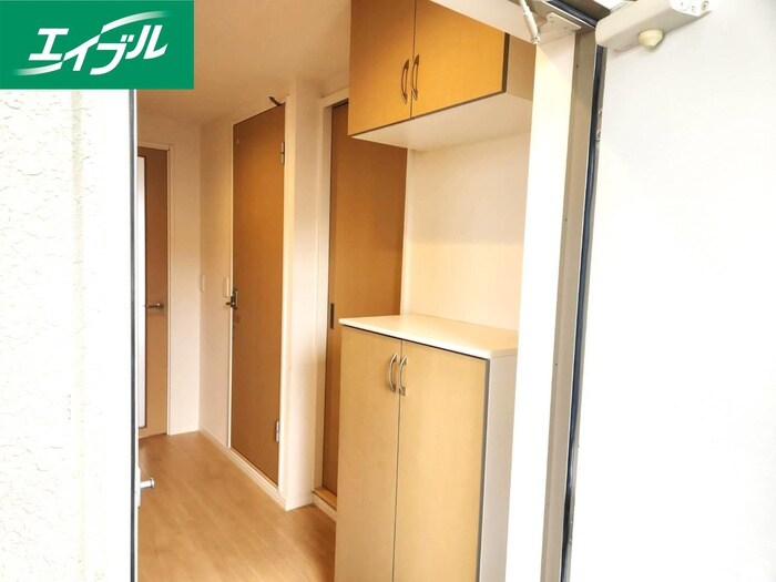 物件内観写真15　(靴箱)