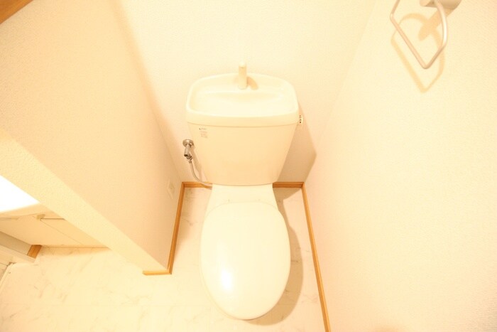 物件内観写真12　(トイレ)