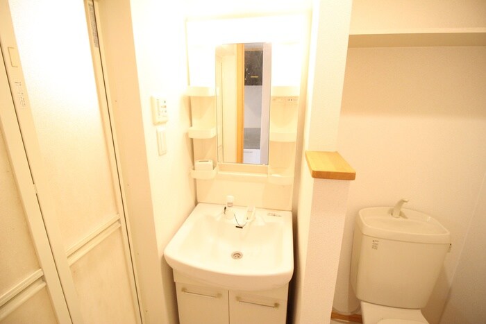 物件内観写真13　(洗面)