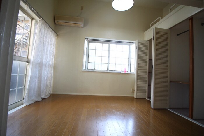 物件内観写真6　(居室)