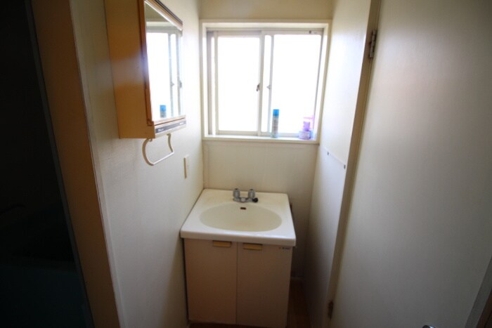 物件内観写真10　(洗面)