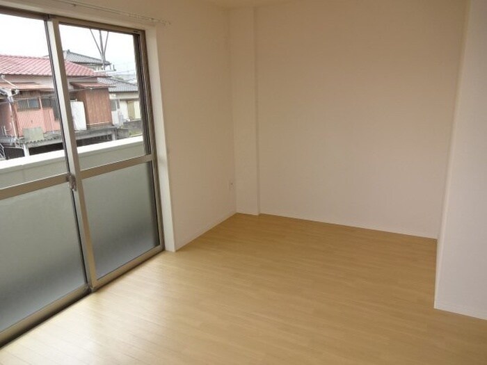 物件内観写真6　(居室)