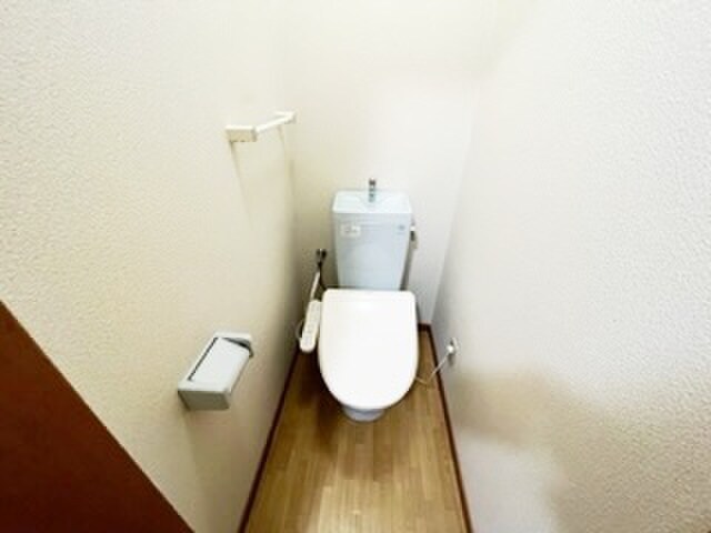 物件内観写真7　(トイレ)