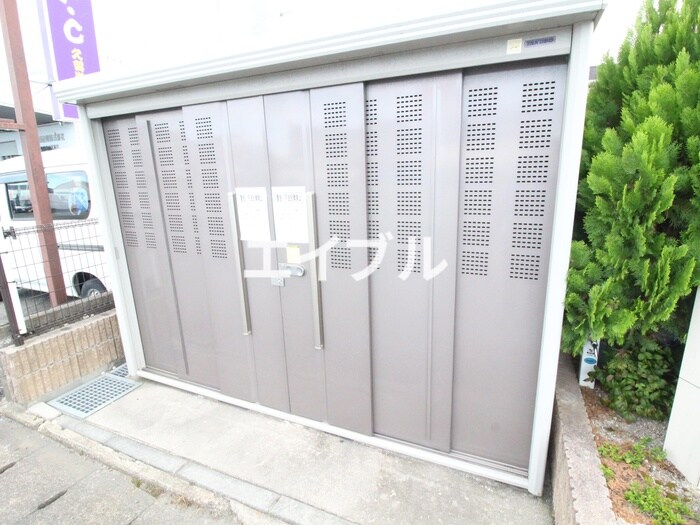 物件外観写真4　(建物設備)