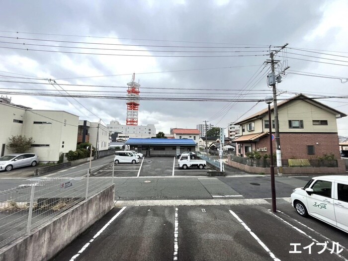 物件内観写真18　(室内からの展望)