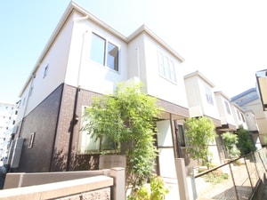 シャーメゾンウィステリア外観写真