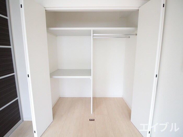 物件内観写真13　(収納)