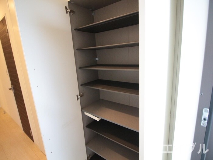 物件内観写真17　(靴箱)