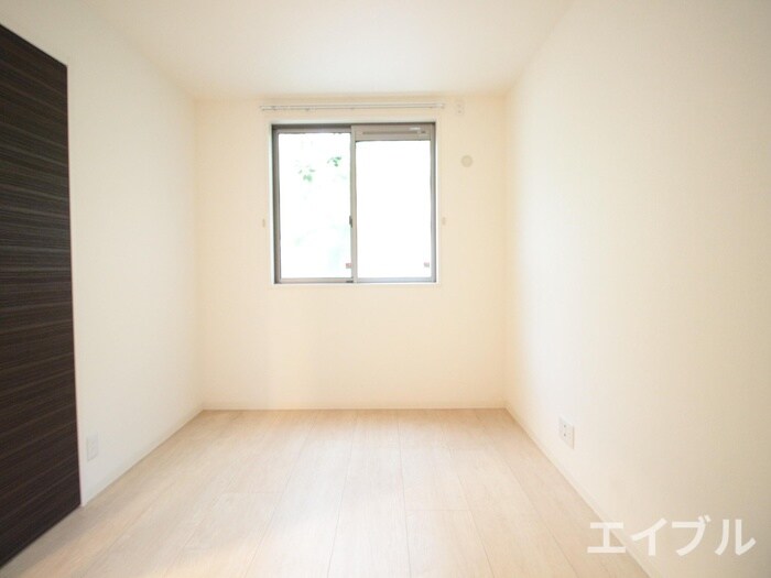 物件内観写真19　(居室)