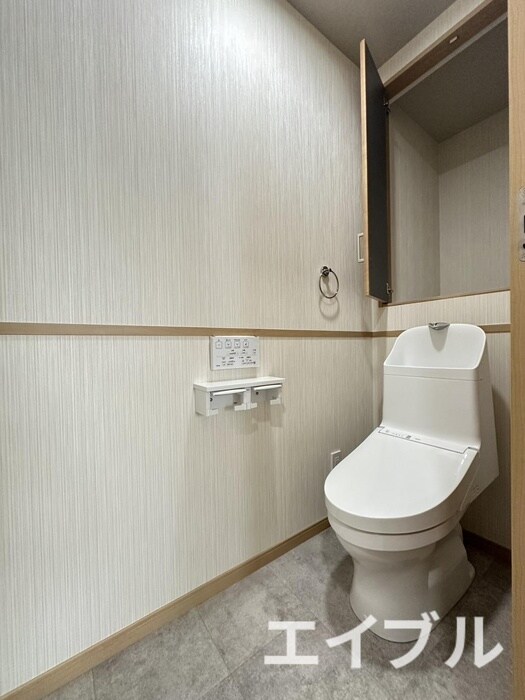 物件内観写真9　(トイレ)