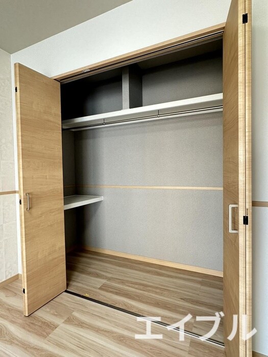 物件内観写真12　(収納)