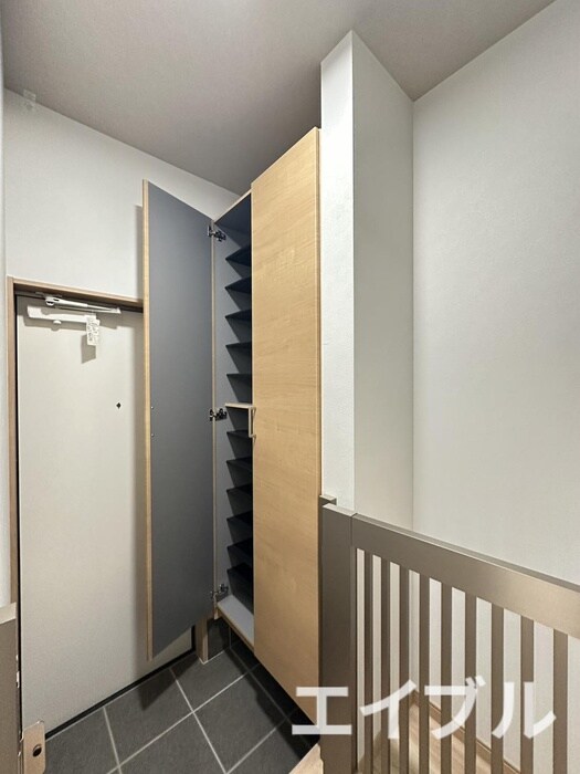 物件内観写真14　(靴箱)